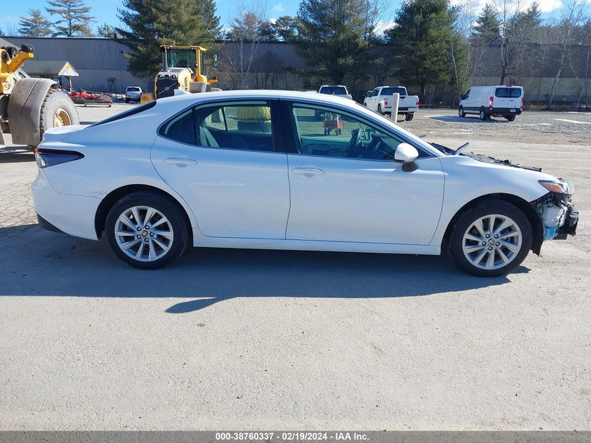 VIN 4T1C11BKXMU026176 2021 TOYOTA CAMRY LE AWD