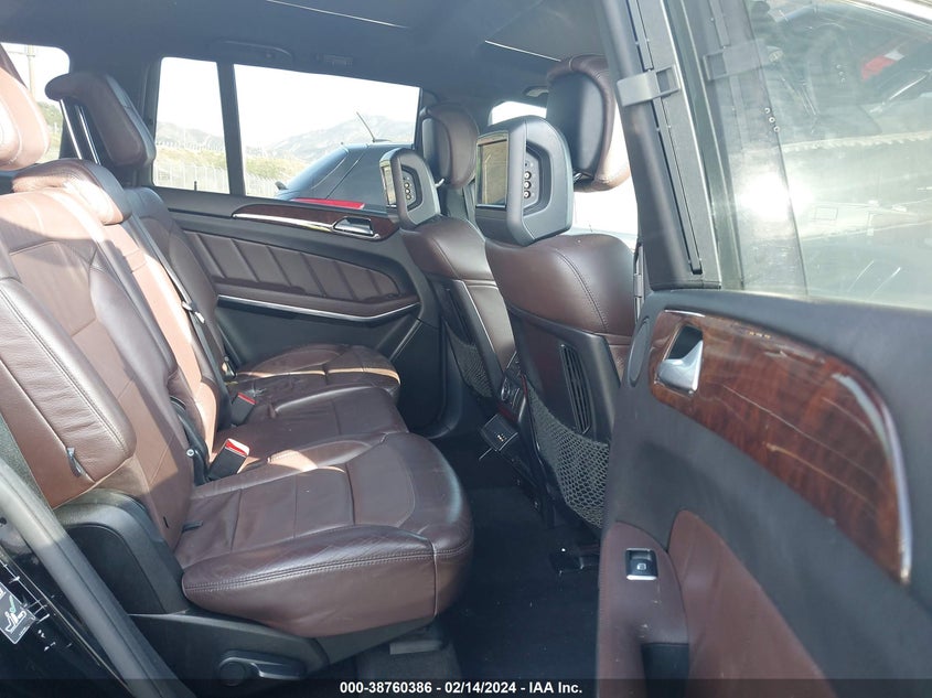 2014 MERCEDES-BENZ GL 550 4MATIC - 4JGDF7DE8EA411707