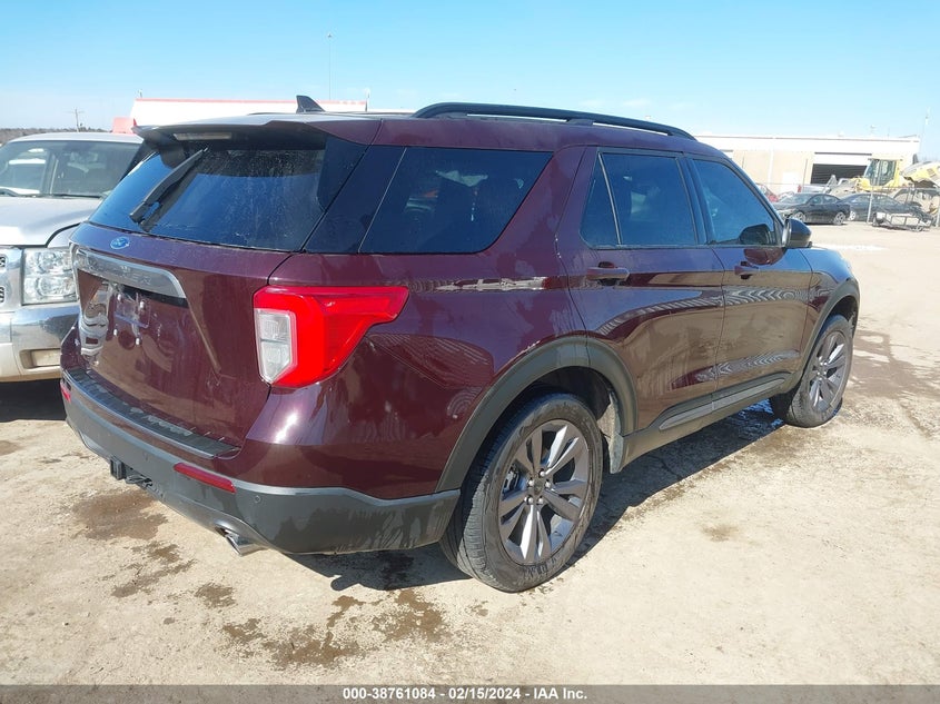 VIN 1FMSK7DH8NGC39463 2022 FORD EXPLORER XLT