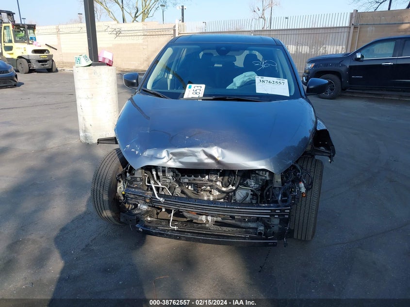 VIN 3N1CP5BV8ML557734 2021 NISSAN KICKS S XTRONIC CVT