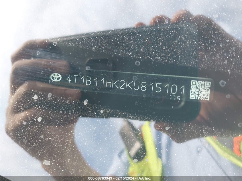 2019 TOYOTA CAMRY L/LE/XLE/SE/XSE - 4T1B11HK2KU815101