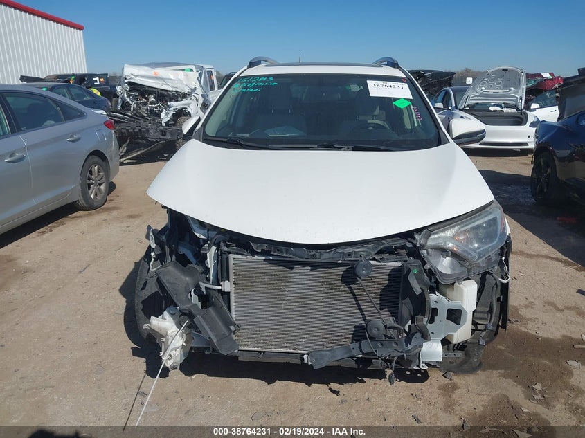 2016 TOYOTA RAV4 XLE - JTMWFREV8GJ098426