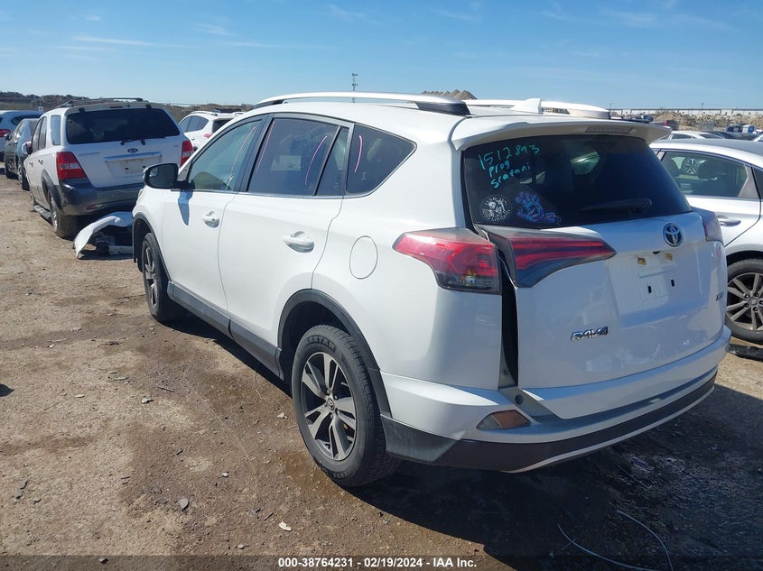 2016 TOYOTA RAV4 XLE - JTMWFREV8GJ098426