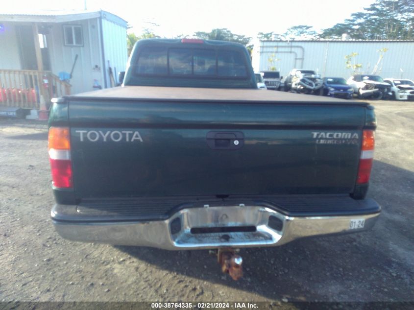 2000 Toyota Tacoma Limited V6 VIN: 4TAWN74N8YZ581146 Lot: 38764335