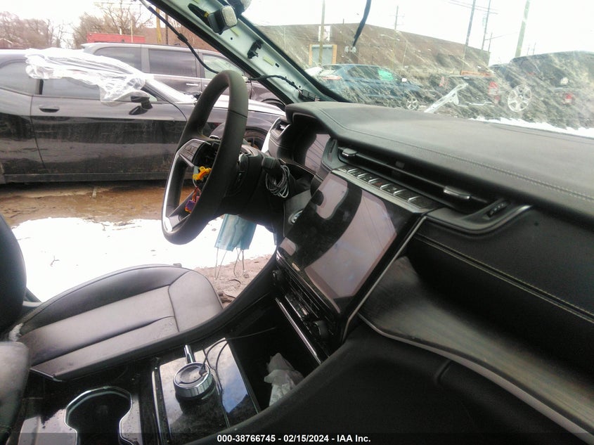 VIN 1C4RJHBGXPC520535 2023 JEEP GRAND CHEROKEE LIMITED