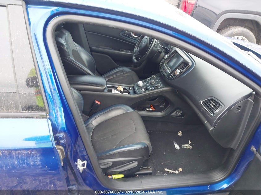 2015 CHRYSLER 200 S - 1C3CCCBB4FN554615