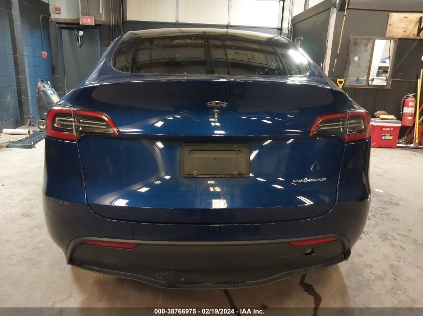 2022 Tesla Model Y Long Range Dual Motor All-Wheel Drive VIN: 7SAYGAEE8NF433764 Lot: 38766975