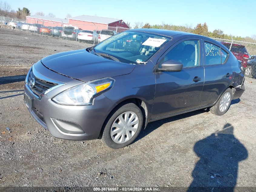 3N1CN7AP5JL820049 2018 Nissan Versa 1.6 S+