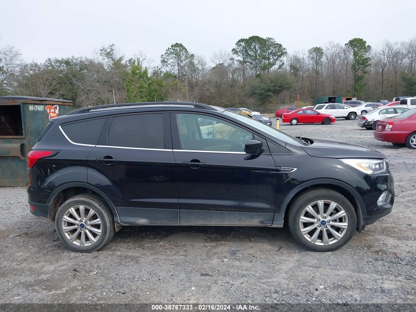 VIN 1FMCU9HDXKUB74887 2019 FORD ESCAPE SEL