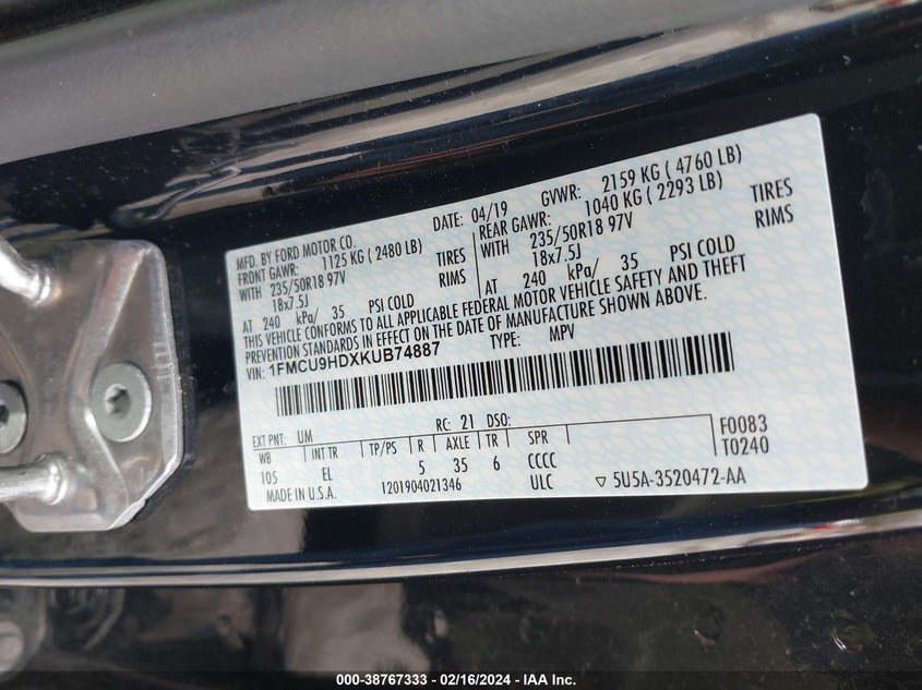 VIN 1FMCU9HDXKUB74887 2019 FORD ESCAPE SEL