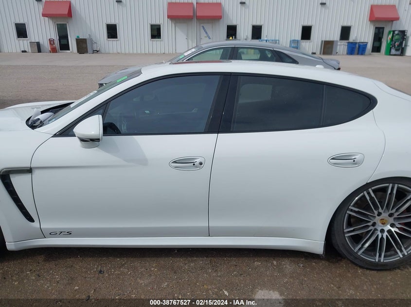 2015 PORSCHE PANAMERA GTS - WP0AF2A77FL081158