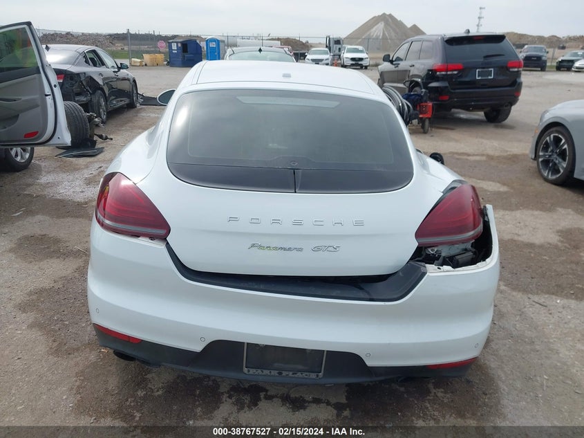 2015 PORSCHE PANAMERA GTS - WP0AF2A77FL081158