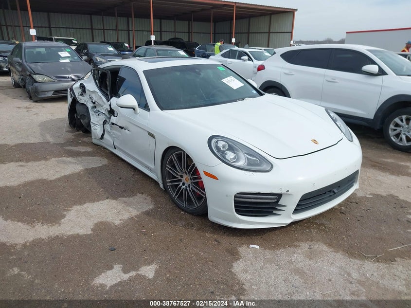 2015 PORSCHE PANAMERA GTS - WP0AF2A77FL081158