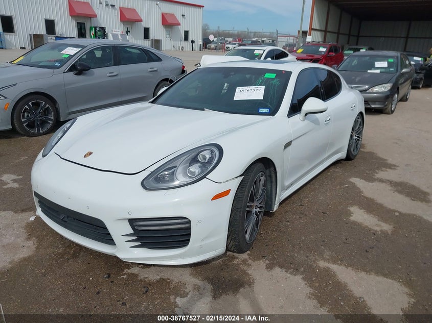 2015 PORSCHE PANAMERA GTS - WP0AF2A77FL081158