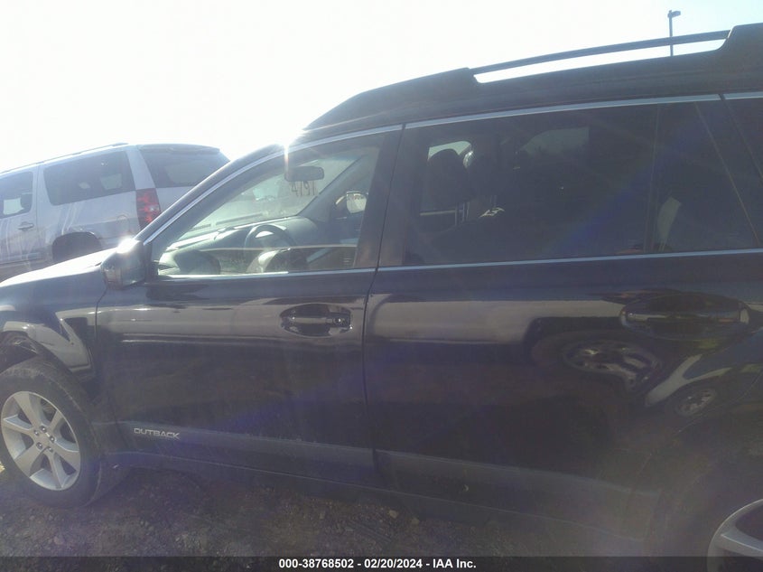 2013 SUBARU OUTBACK 2.5I PREMIUM - 4S4BRBCC5D3290378