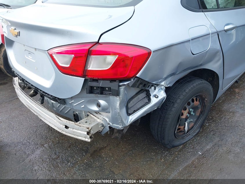 2018 CHEVROLET CRUZE LS AUTO - 1G1BC5SM4J7177875