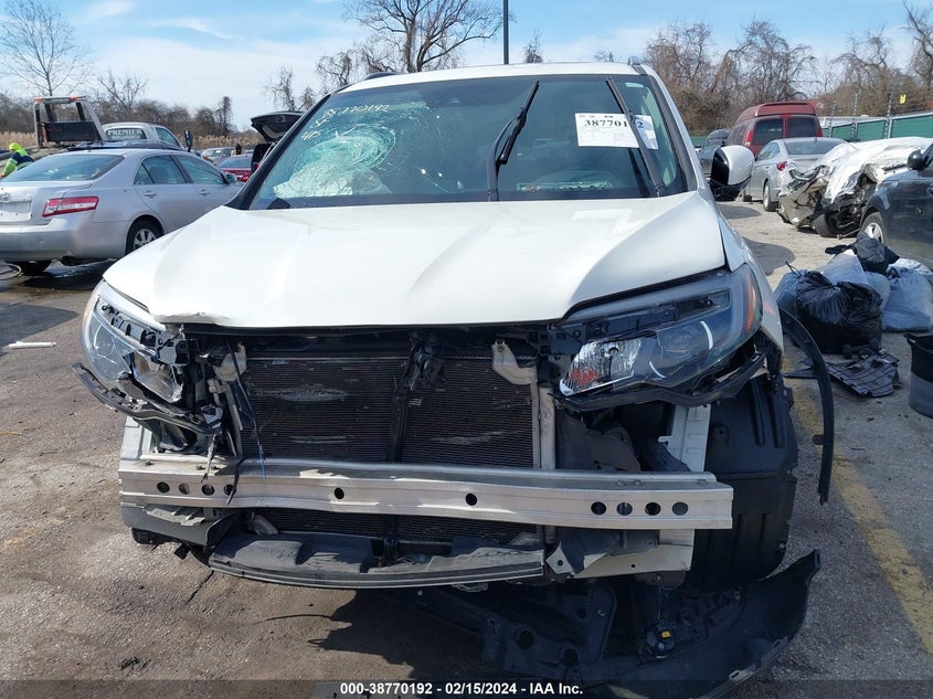 2018 HONDA PILOT ELITE - 5FNYF6H04JB018917