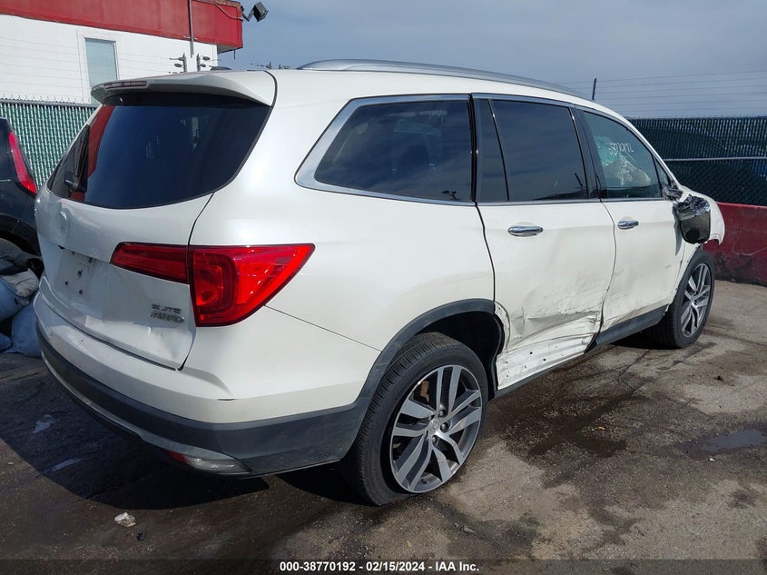 2018 HONDA PILOT ELITE - 5FNYF6H04JB018917