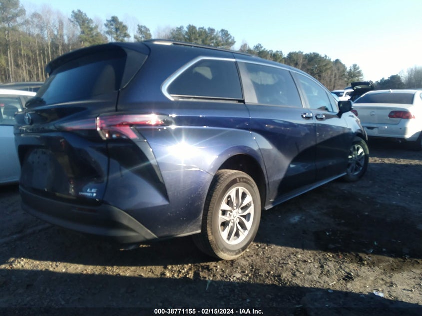 2022 TOYOTA SIENNA LE - 5TDKRKEC9NS130604