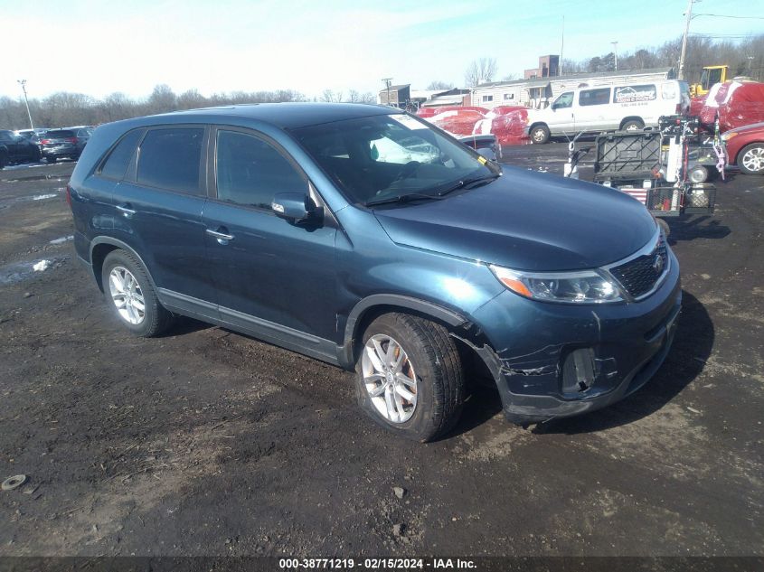 2014 KIA SORENTO LX - 5XYKT3A60EG529700