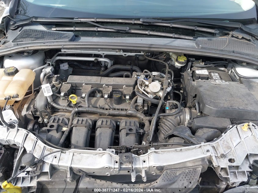 2016 FORD FOCUS SE - 1FADP3F2XGL362486