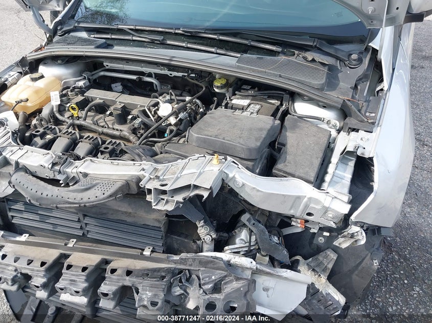 2016 FORD FOCUS SE - 1FADP3F2XGL362486