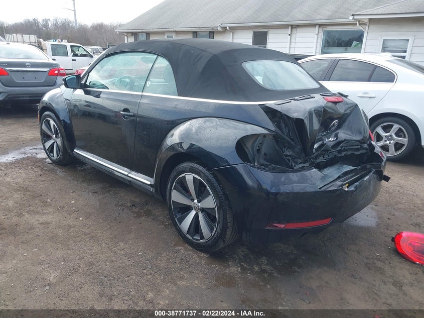 2013 VOLKSWAGEN BEETLE 2.0T - 3VW7T7AT1DM824676