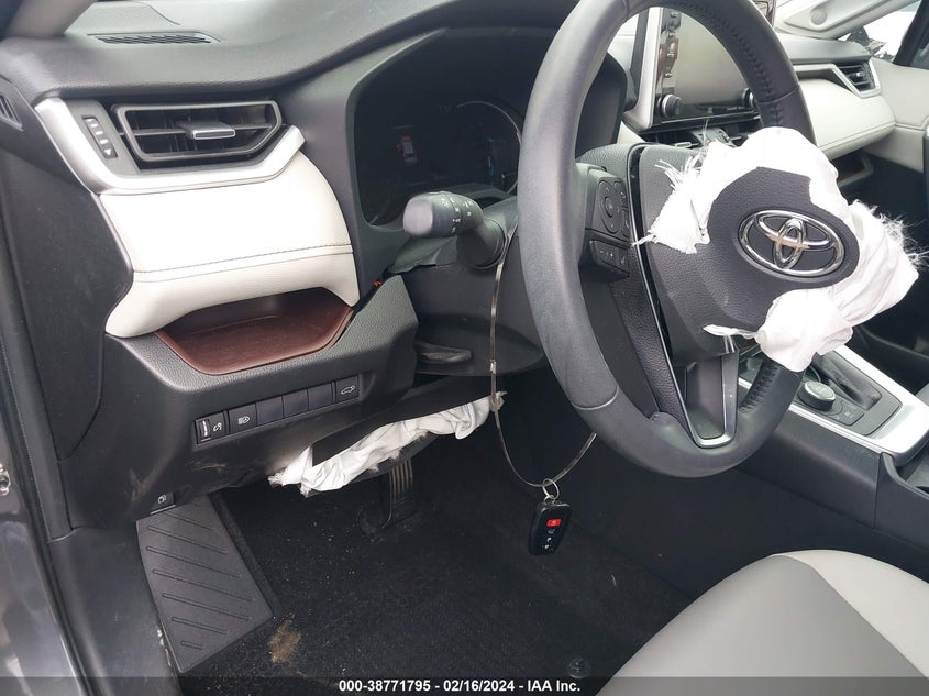 2020 TOYOTA RAV4 LIMITED HYBRID - JTMD6RFV9LD002253