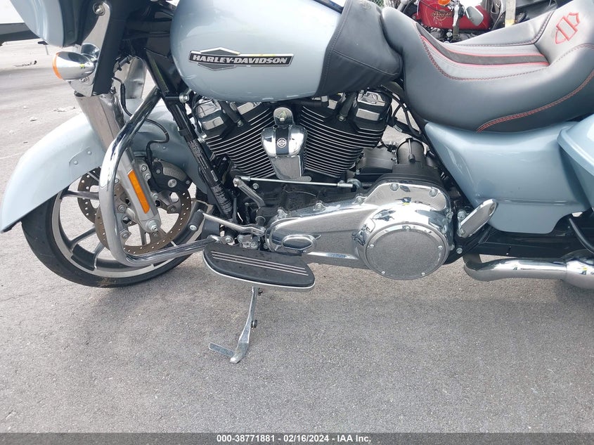 2023 HARLEY-DAVIDSON FLHX - 1HD1KBC11PB676985