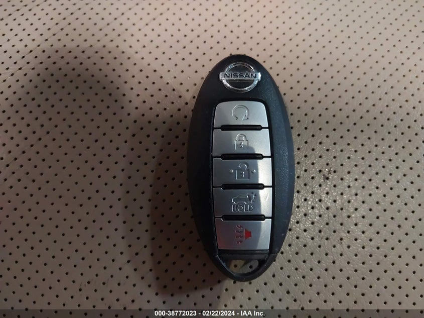 2018 NISSAN ROGUE S/SL/SV - JN8AT2MV2JW323255