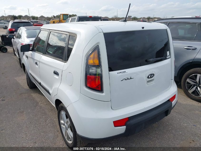 2010 Kia Soul + VIN: KNDJT2A27A7164197 Lot: 38773376