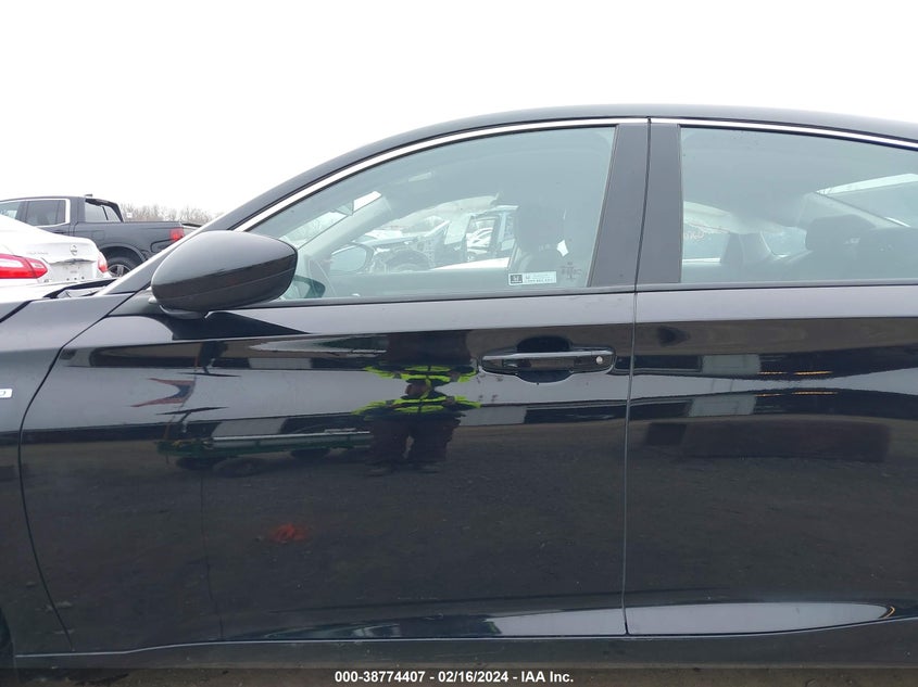 VIN 1HGCV3F13KA005370 2019 HONDA ACCORD HYBRID