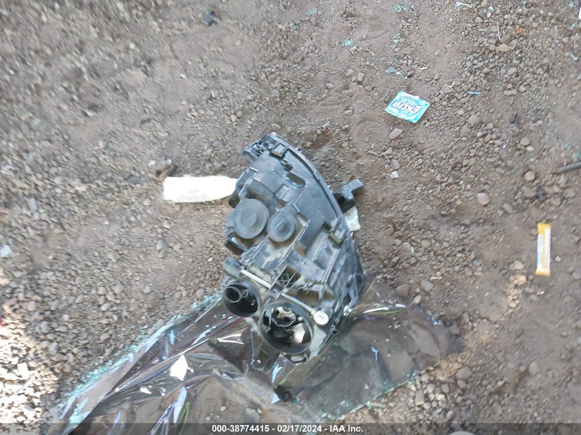 2016 VOLKSWAGEN GOLF GTI S/SE - 3VWYT7AU7GM024837