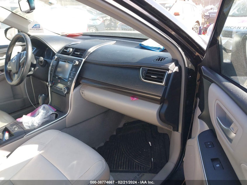 2015 TOYOTA CAMRY XLE - 4T1BF1FK8FU950495