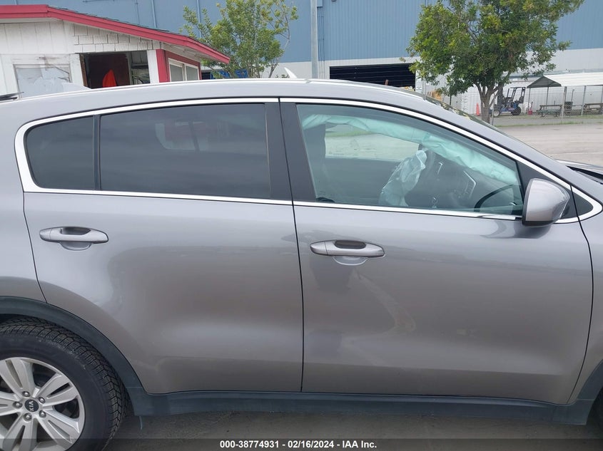 VIN KNDPM3AC3J7394860 2018 KIA SPORTAGE LX