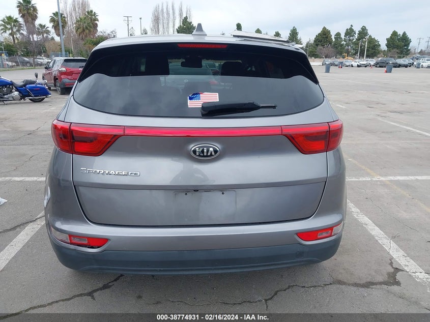 VIN KNDPM3AC3J7394860 2018 KIA SPORTAGE LX