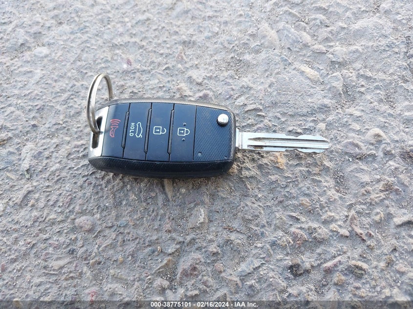 2017 KIA FORTE LX - 3KPFK4A71HE145719