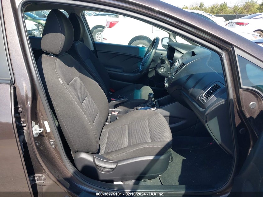2017 KIA FORTE LX - 3KPFK4A71HE145719