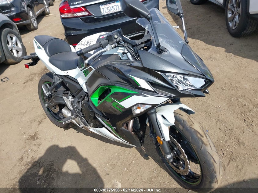 VIN ML5EXEM1XNDA69065 2022 KAWASAKI EX650 M