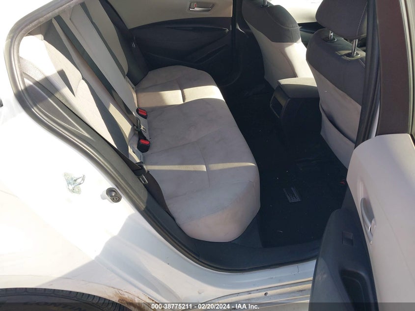 2020 TOYOTA COROLLA LE - JTDEPRAE8LJ046531