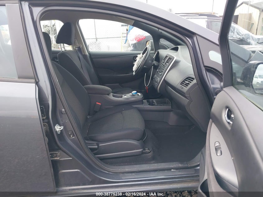 2013 Nissan Leaf S VIN: 1N4AZ0CP4DC415657 Lot: 38775238