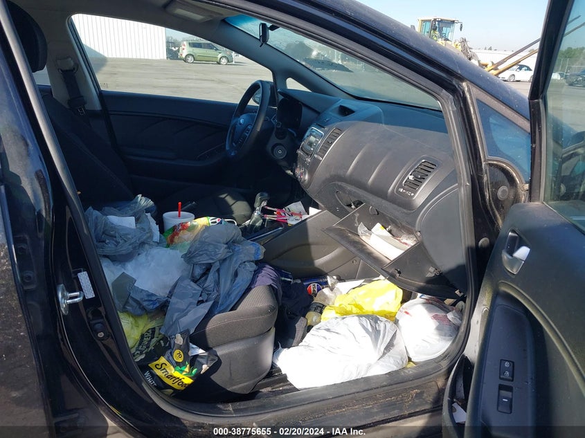 2017 KIA FORTE LX - 3KPFK4A74HE028927