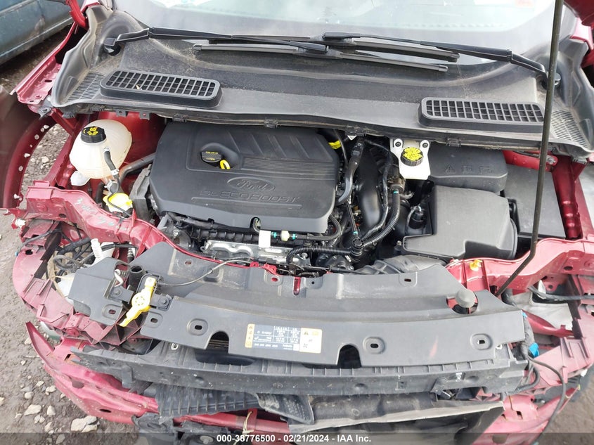 VIN 1FMCU9HD6JUD27280 2018 FORD ESCAPE SEL