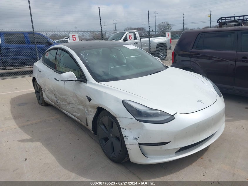 2021 Tesla Model 3 Standard Range Plus Rear-Wheel Drive VIN: 5YJ3E1EA1MF100184 Lot: 38776523