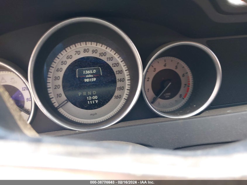 2014 MERCEDES-BENZ C 250 - WDDGF4HB3EA952508