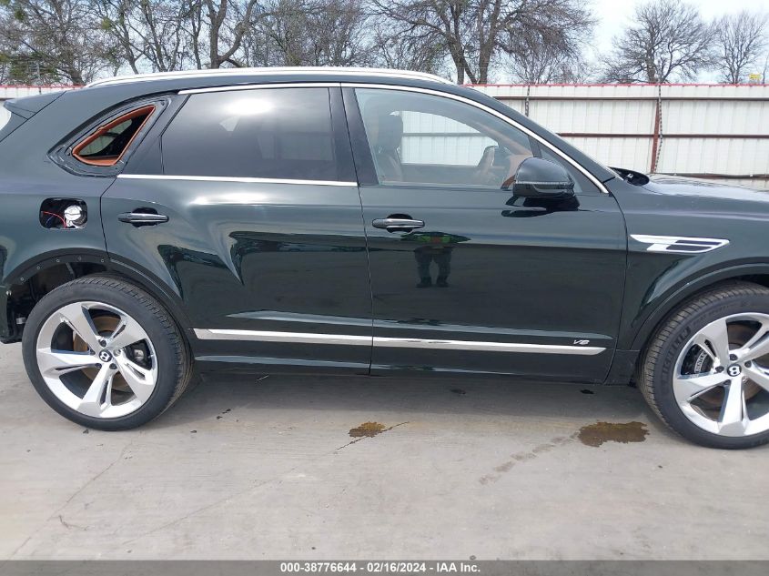 SJAAM2ZV4NC012243 2022 Bentley Bentayga S/V8