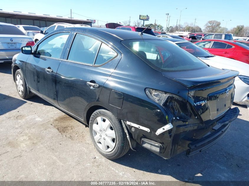 3N1CN7AP8JL809059 2018 Nissan Versa 1.6 S+