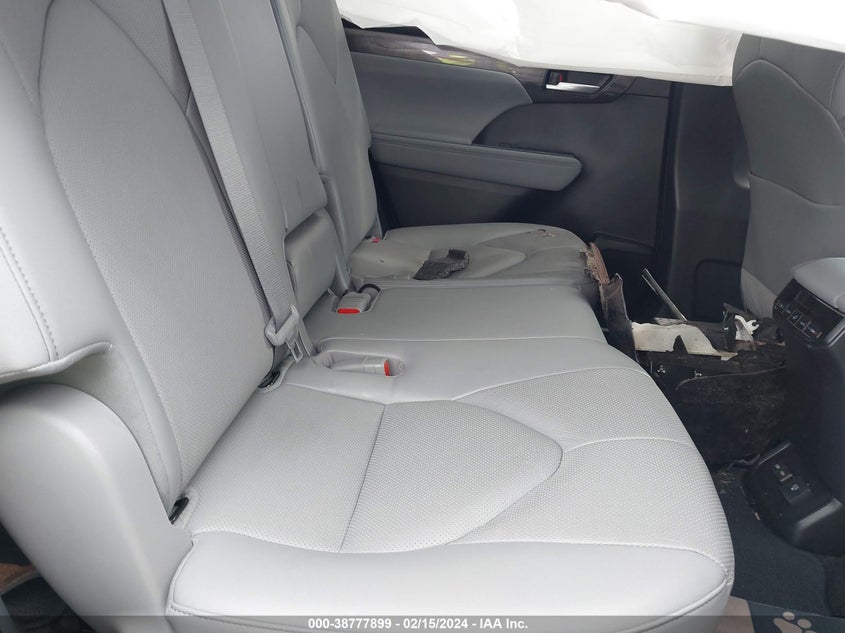 2023 TOYOTA HIGHLANDER VIN: 5TDKDRAH9PS040798
