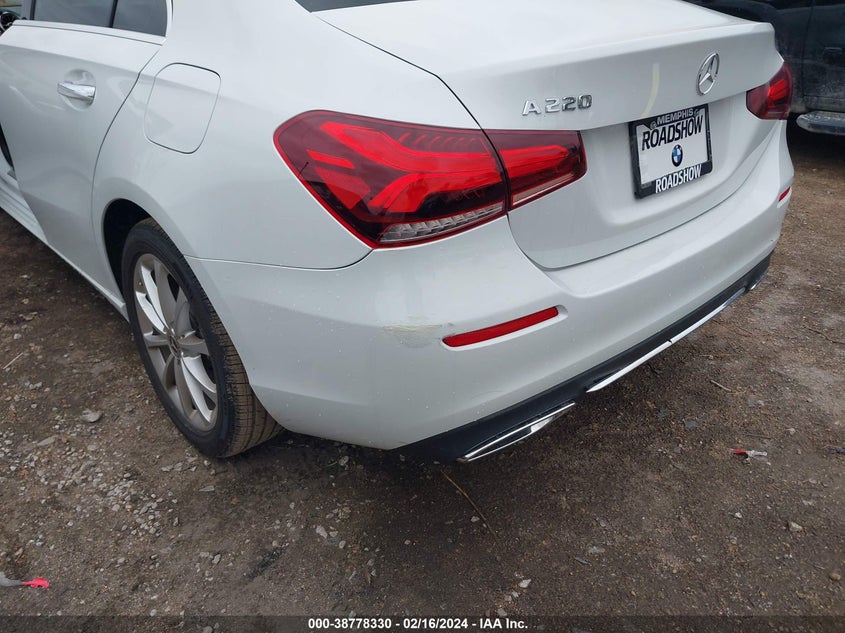 VIN W1K3G4EB5LW046487 2020 MERCEDES-BENZ A 220