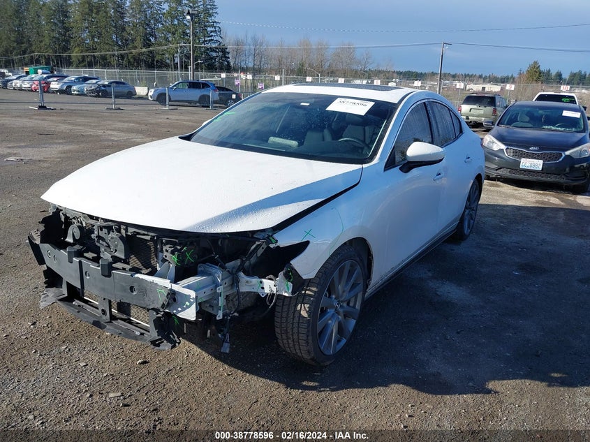 2021 MAZDA MAZDA3 2.5L I4   N(VIN: JM1BPBCL5M1315303